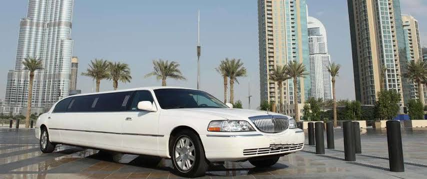 Luxury Lincoln Limousine with Chauffeur Service